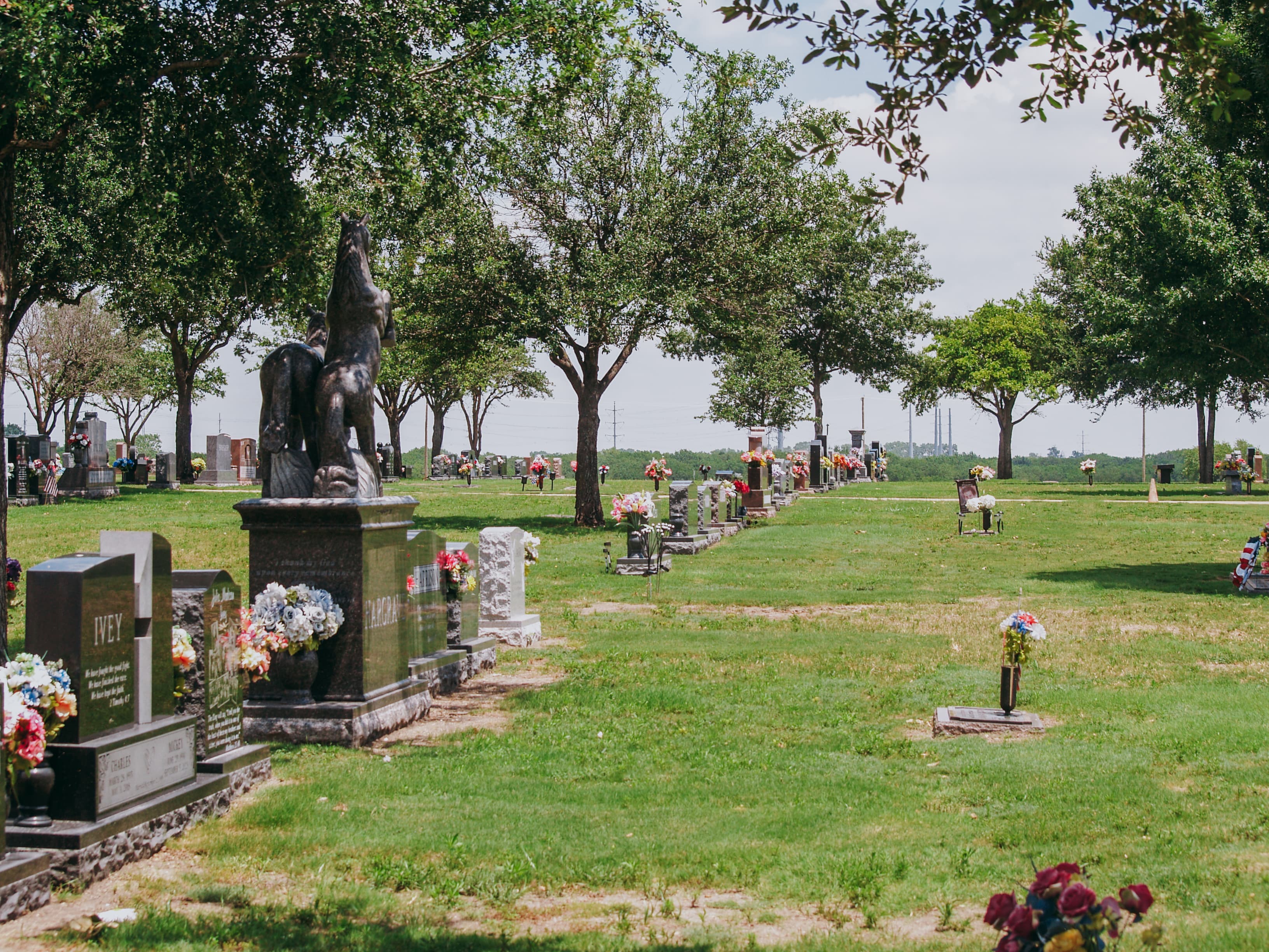 Garden Estate Memorial Bench - View 1