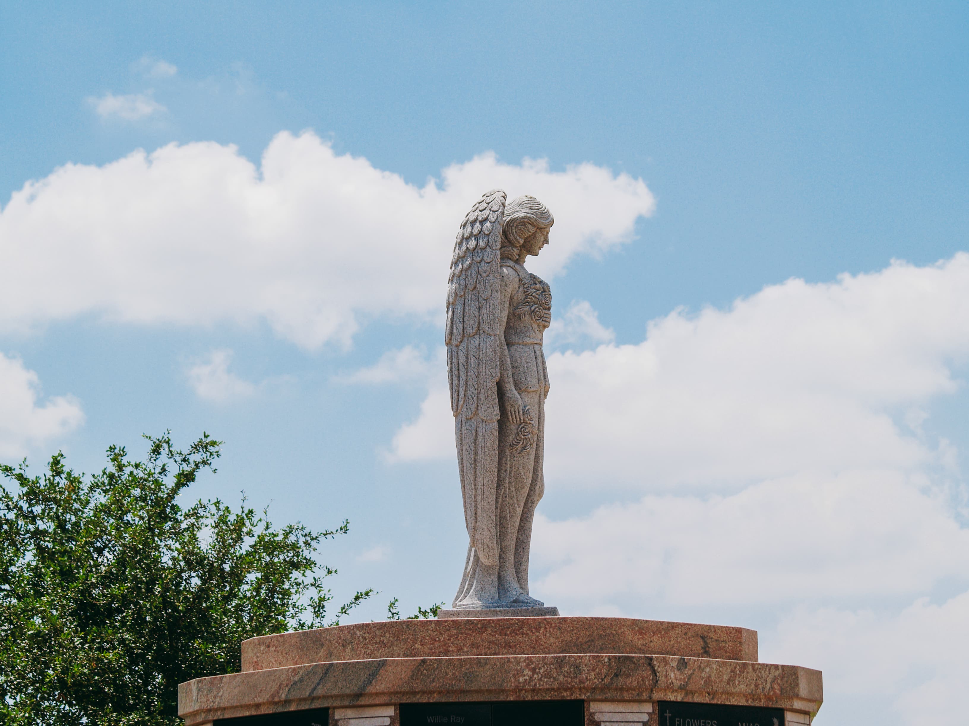 Prayer Kneeler Memorial Bench - View 1